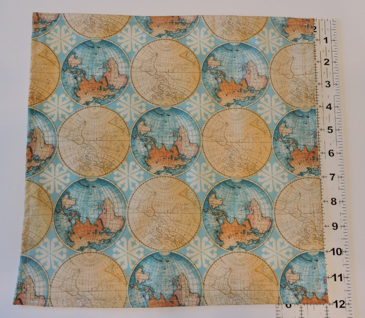 Traveler's Tie, Globe Tie